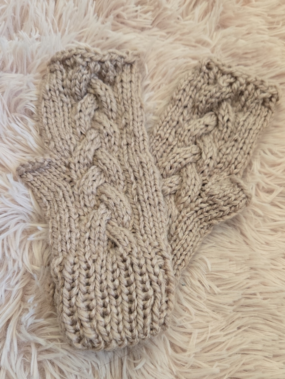 *** New Handknit Light Brown Beige Cable Fingerless Gloves Acrykuc Wool